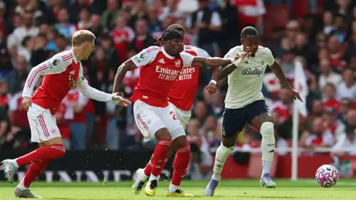 من مباراة آرسنال ونوتنغهام