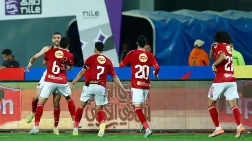 احتفال لاعبي الأهلي المصري