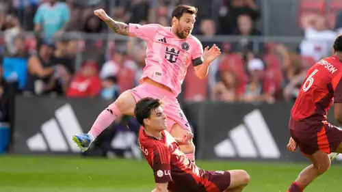 ليونيل ميسي في مباراة إنتر ميامي ضد تورنتو