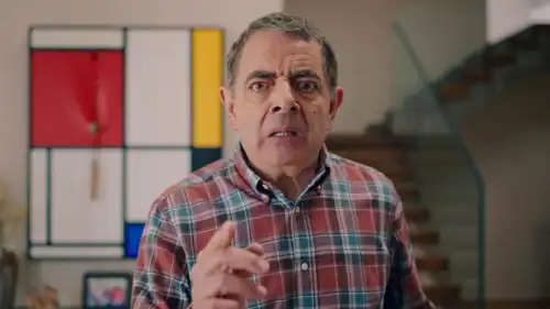 النجم البريطاني روان أتكينسون "مستر بين"