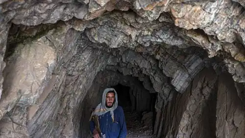 منجم ميس عينك