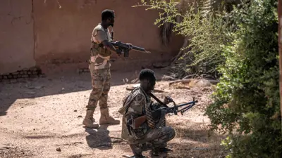 جنديان سودانيان في الخرطوم