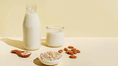 حليب الشوفان واللوز