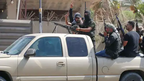 عناصر من سرايا السلام