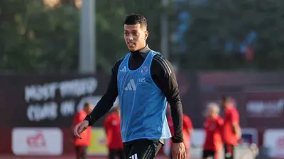 إمام عاشور في تدريبات الأهلي المصري