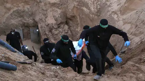 انتشال جثة رهينة إسرائيلية في غزة