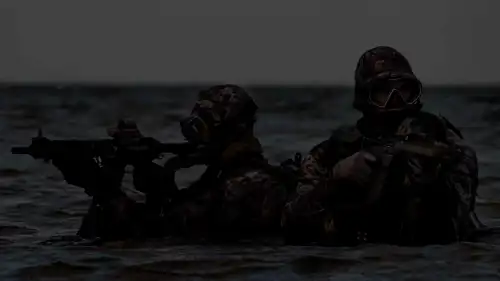 جنود من وحدة النخبة في البحرية الأمريكية