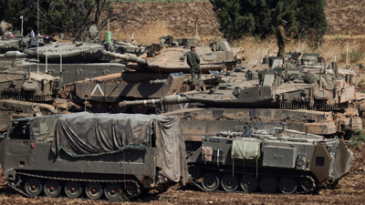 قوات من الجيش الإسرائيلي بالقرب من الحدود مع لبنان