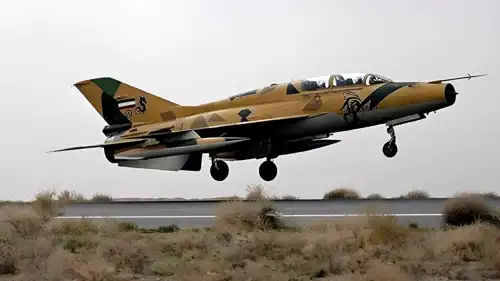 مقاتلة إيرانية