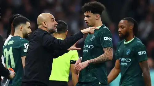 بيب غوارديولا مدرب مانشستر سيتي