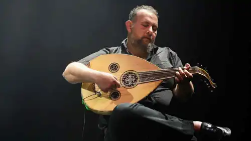 العازف الراحل نزيه أبو الريش