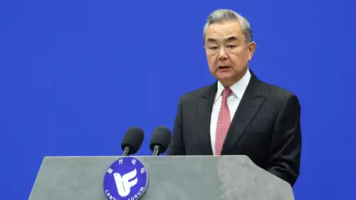 وزير الخارجية الصيني وانغ يي