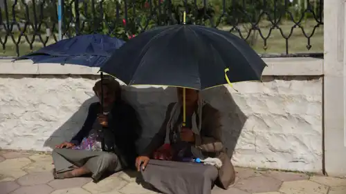 معاناة اليمنيين جراء استمرار الحرب 