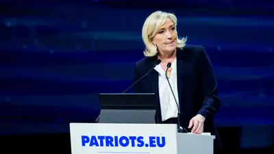 مارين لوبان زعيمة اليمين المتطرف الفرنسي