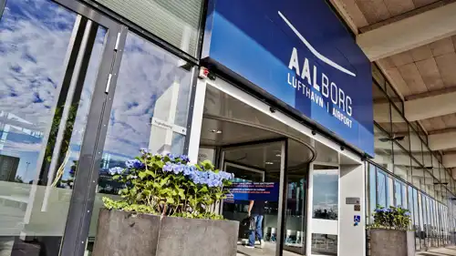 مطار آلبورغ
