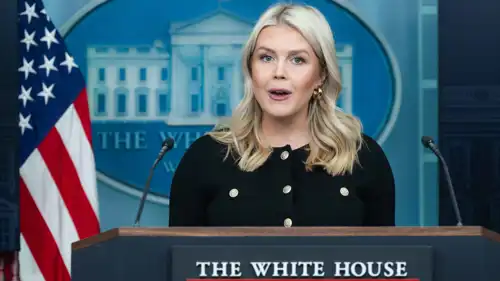 كارولاين ليفيت المتحدثة باسم الرئيس الأمريكي دونالد  ترامب