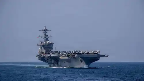 حاملة الطائرات "أبراهام لينكولن"