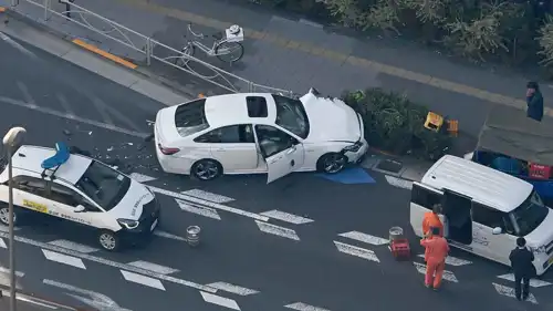 سيارة السائق المتهم بعد حادث الدهس 