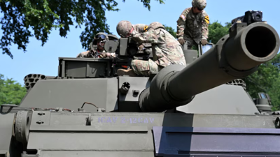 استعدادات الجيش الأمريكي للاحتفال بعيد التأسيس