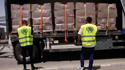 مساعدات لقطاع غزة