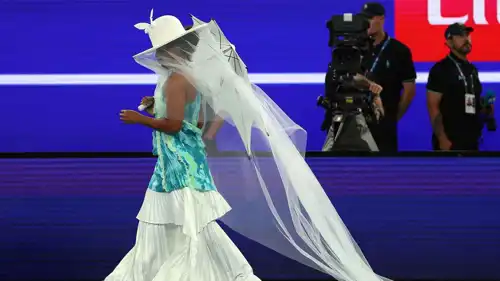 نعومي أوساكا