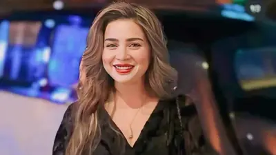 الفنانة المصرية مي عز الدين