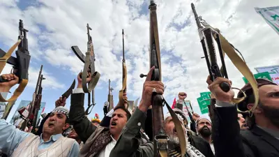 مؤيدون للحوثيين