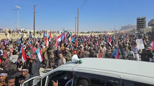 الحشود في شبوة