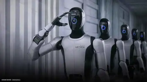 "جيوش التكنولوجيا".. عرض صيني مبهر لـ "جنود" من الروبوتات