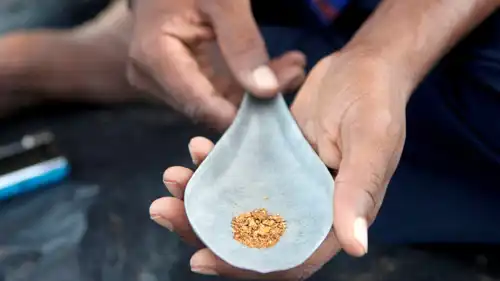 مادة الذهب الخام