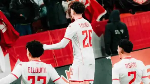 احتفال لاعبي منتخب تونس