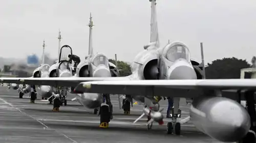طائرات مقاتلة في قاعدة بتايوان