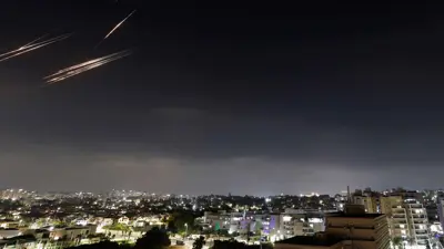 من القصف الإيراني على تل أبيب
