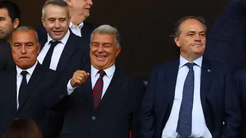 خوان لابورتا رئيس نادي برشلونة