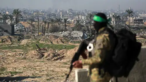 عنصر من حركة حماس