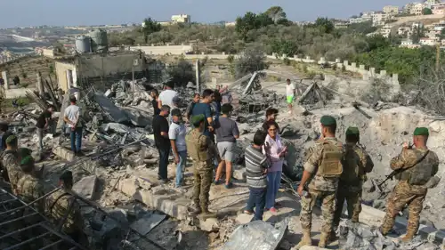 آثار غارة إسرائيلية على جنوب لبنان في وقت سابق من اليوم