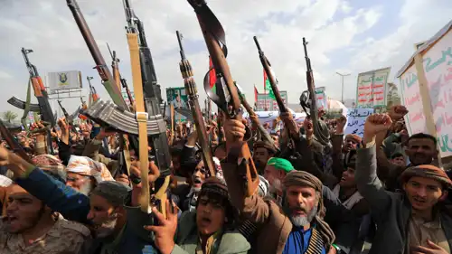 عناصر من مليشيا الحوثي اليمنية