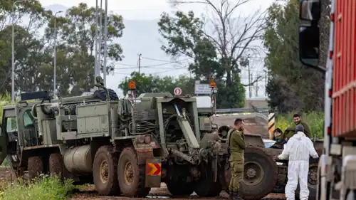 آليات عسكرية إسرائيلية قرب الحدود مع لبنان