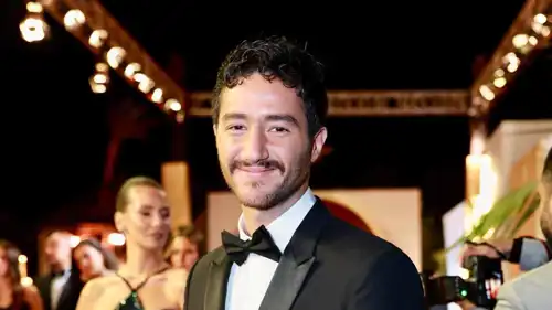 الفنان المصري الشاب أحمد مالك