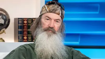 فيل روبرتسون