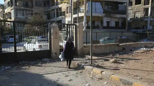 آثار الاشتباكات في حلب