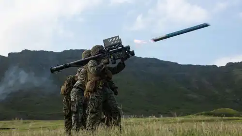 تدريبات الجيش الأمريكي على أنظمة مضادة للطائرات