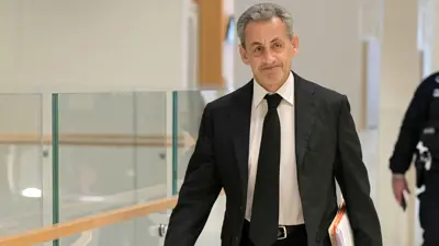 الرئيس الفرنسي السابق نيكولا ساركوزي