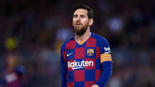 ميسي بقميص برشلونة