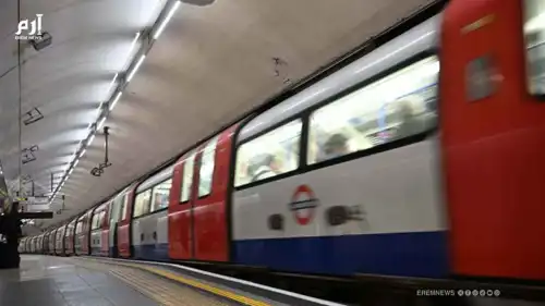 معركة داخل ميترو لندن.. والسبب شقراء متمردة