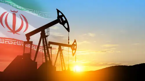 حقل نفط في إيران