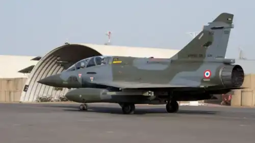 إحدى مقاتلات "ميراج 2000" الفرنسية