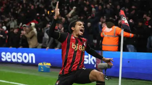 أمين عدلي لاعب بورنموث 