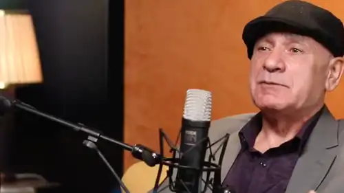 الكاتب السوري مروان قاووق