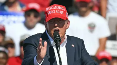 الرئيس الأمريكي السابق دونالد ترامب